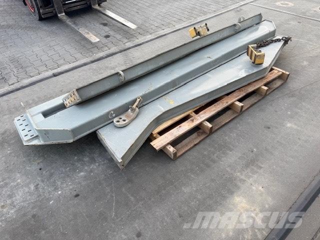 CAT 740 TAILGATE Belden kirma kaya kamyonu