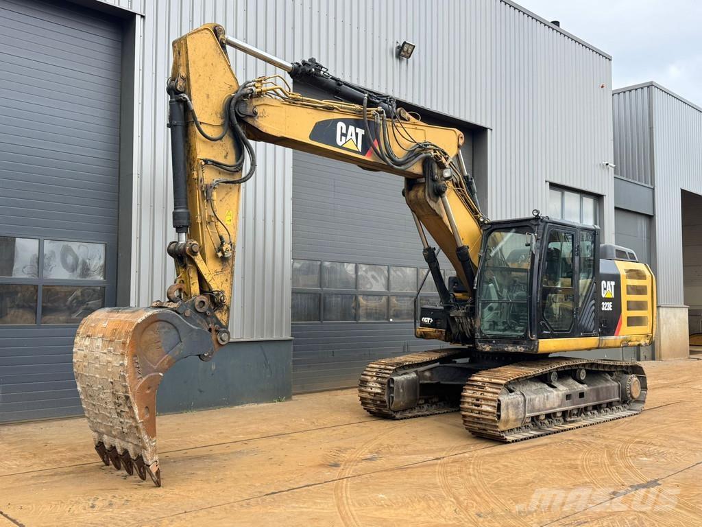 CAT 323E Paletli ekskavatörler