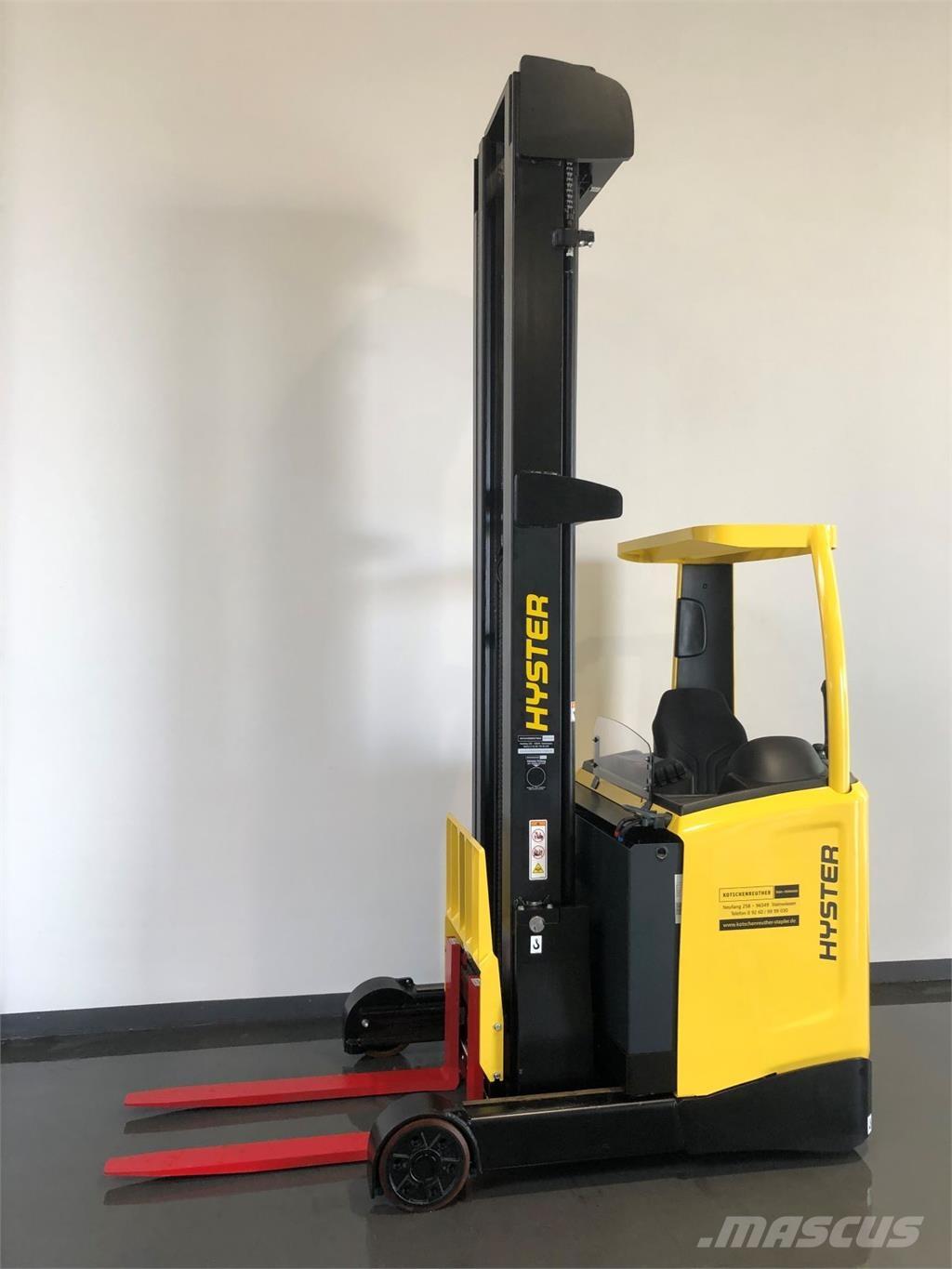 Hyster R1.4 Reach truck - depo içi istif araçları