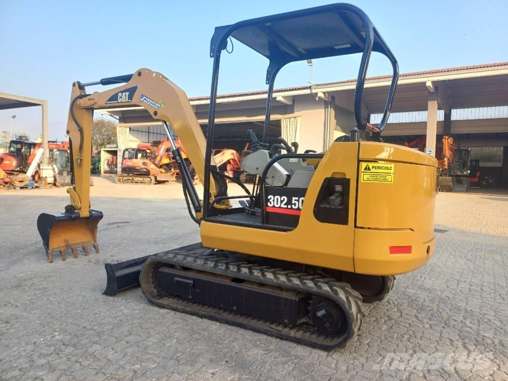 CAT 302.5 Mini ekskavatörler, 7 tona dek