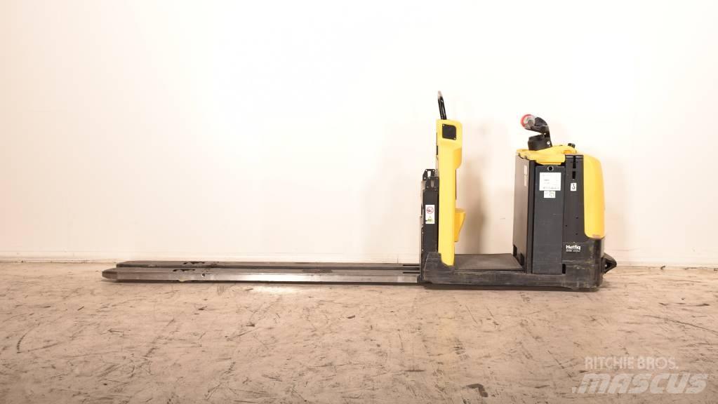 Hyster LO 2.0 Düsük seviye siparis toplayici