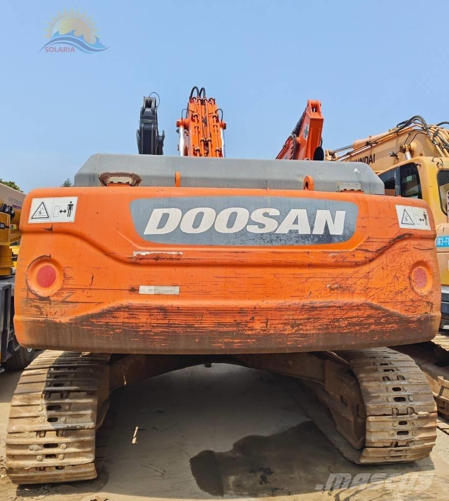Doosan DX 300 LC Paletli ekskavatörler