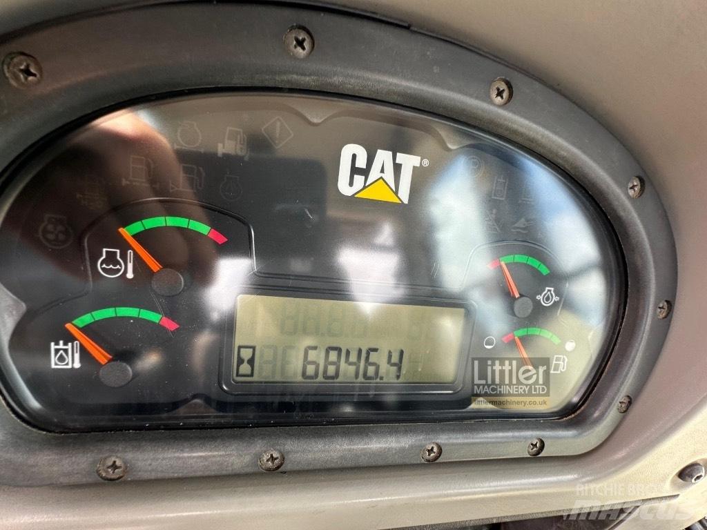 CAT 953D Paletli yükleyiciler