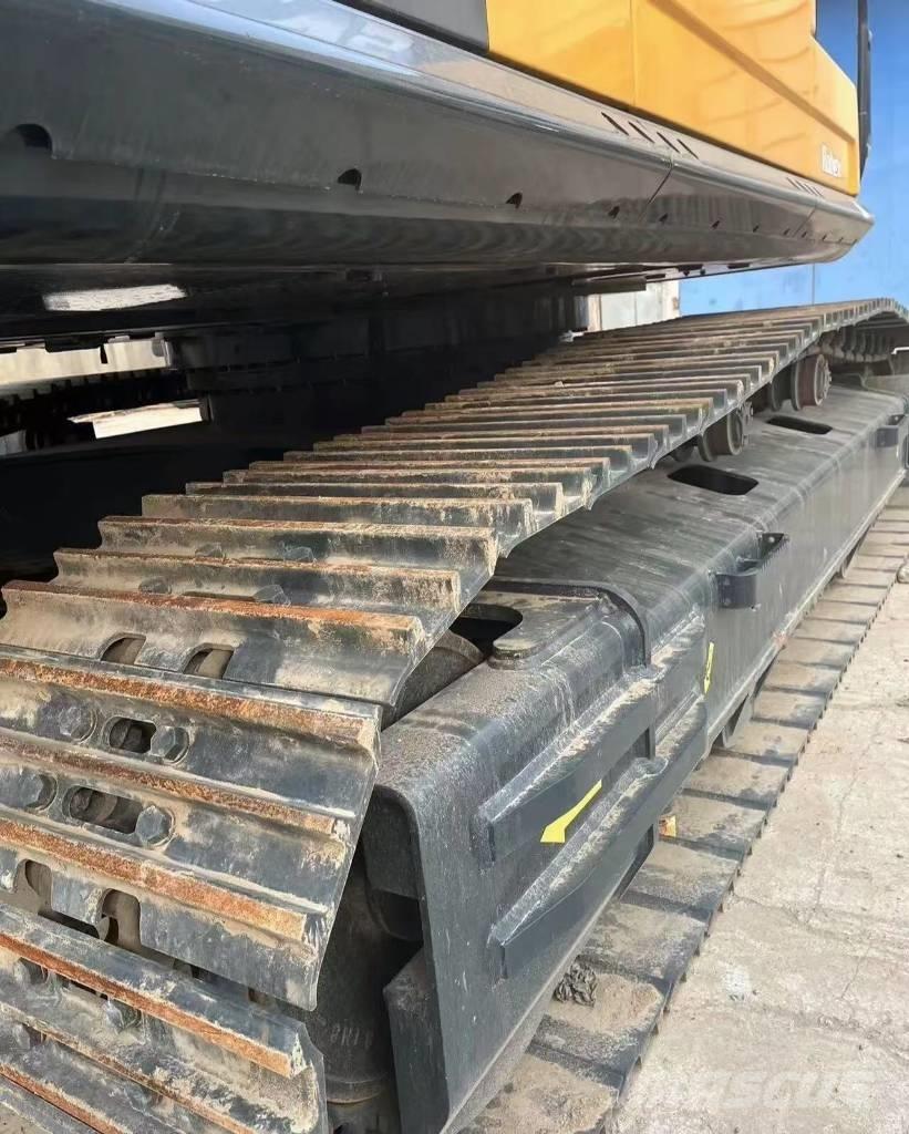 Hyundai 305LC Paletli ekskavatörler