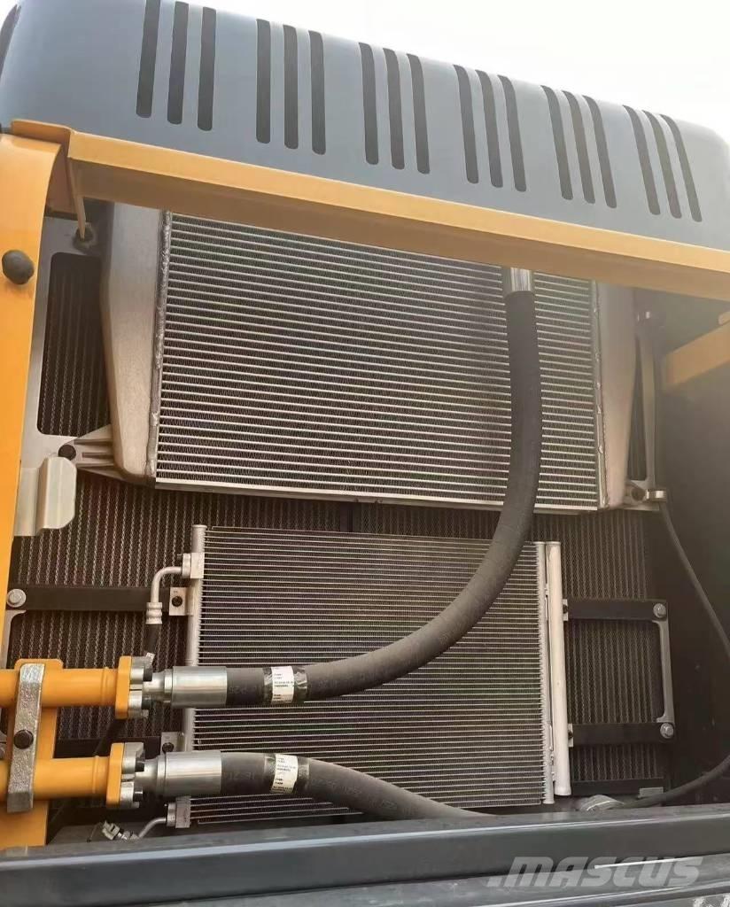 Hyundai 305LC Paletli ekskavatörler