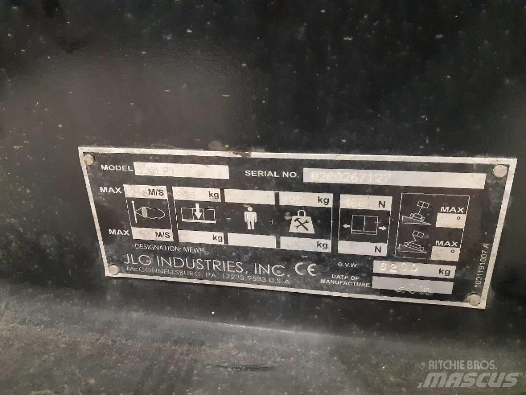 JLG 330 LRT Makasli platformlar