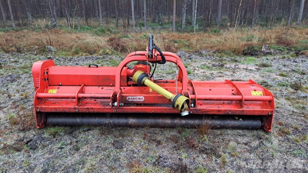Maschio Bisonte 300 Hasat makineleri