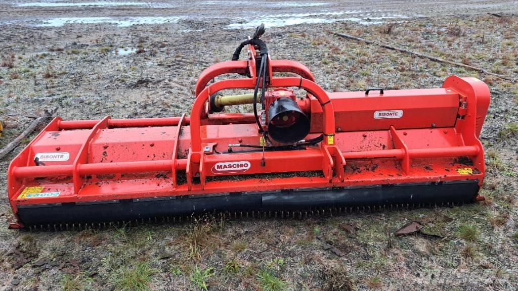 Maschio Bisonte 300 Hasat makineleri