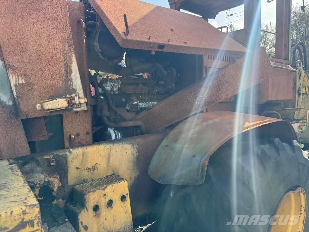 Volvo L 120 B Tekerlekli yükleyiciler