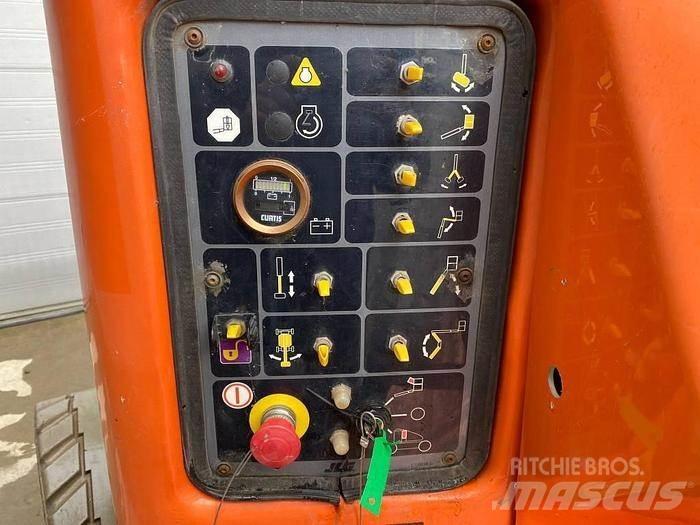 JLG E400AJP Körüklü personel platformları