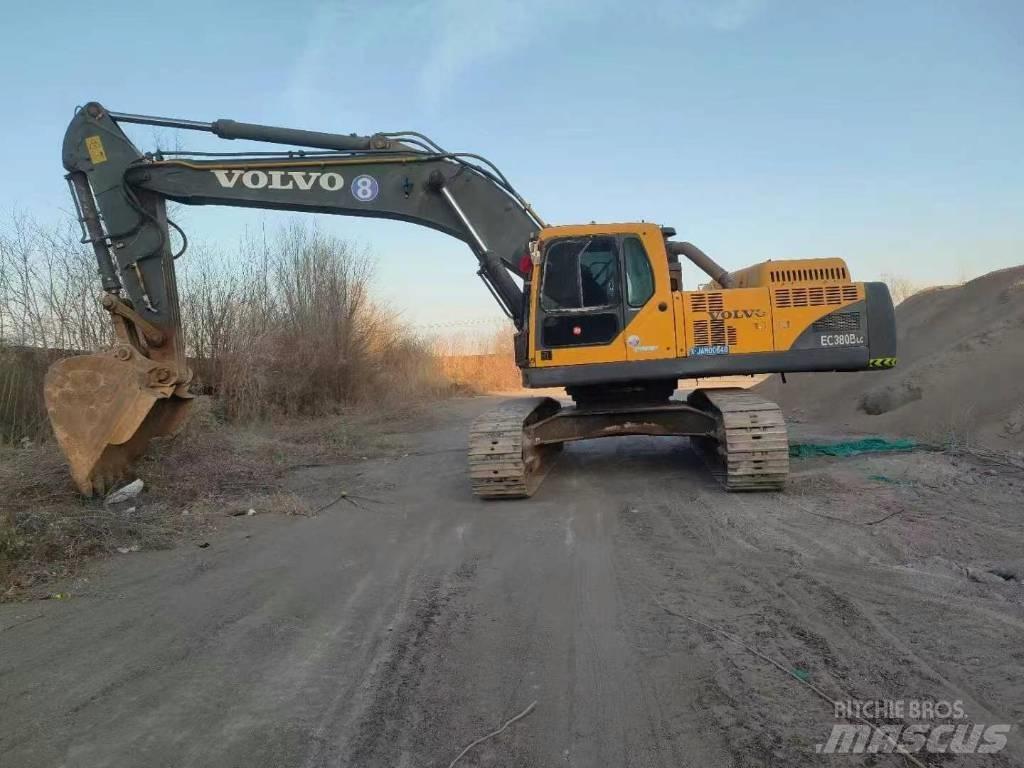Volvo EC 380 Paletli ekskavatörler
