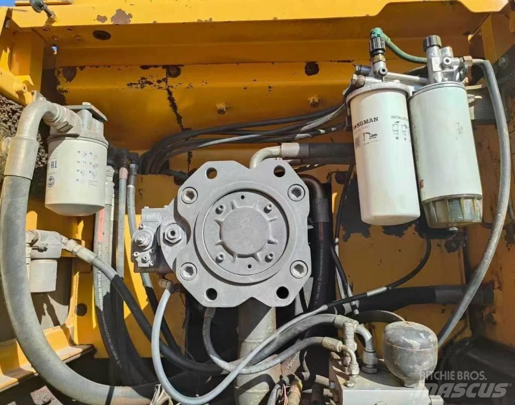 Volvo EC 380 Paletli ekskavatörler
