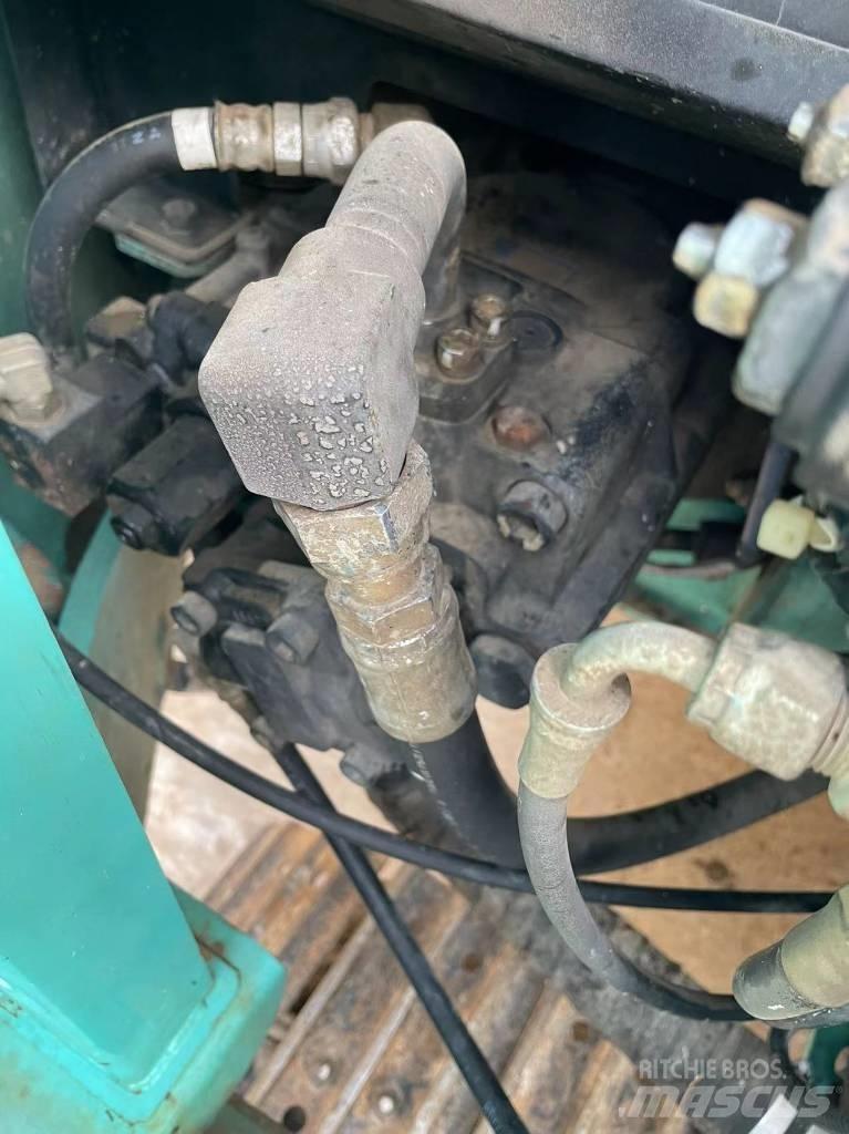 Kobelco SK 75 Paletli ekskavatörler