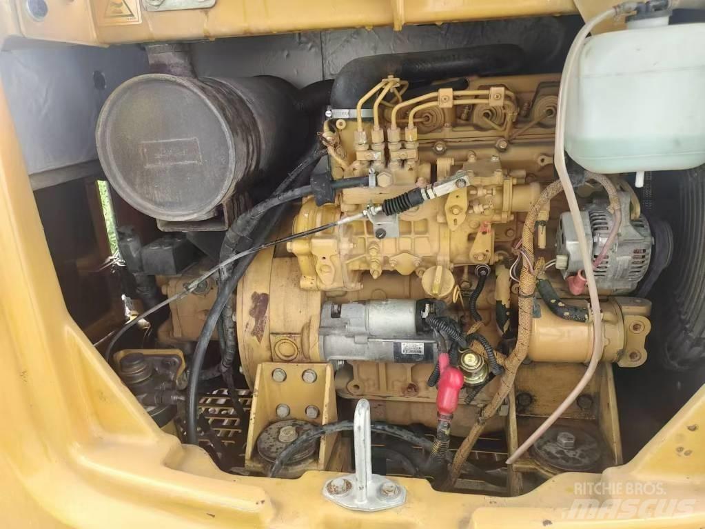 CAT 306 Mini ekskavatörler, 7 tona dek