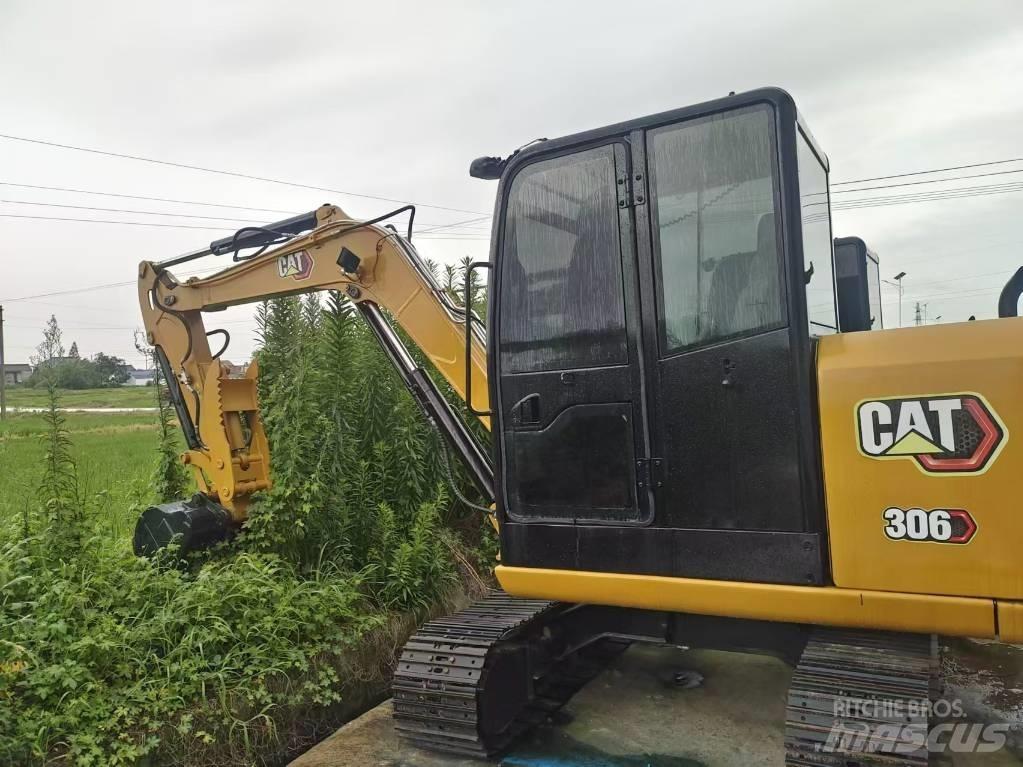 CAT 306 Mini ekskavatörler, 7 tona dek