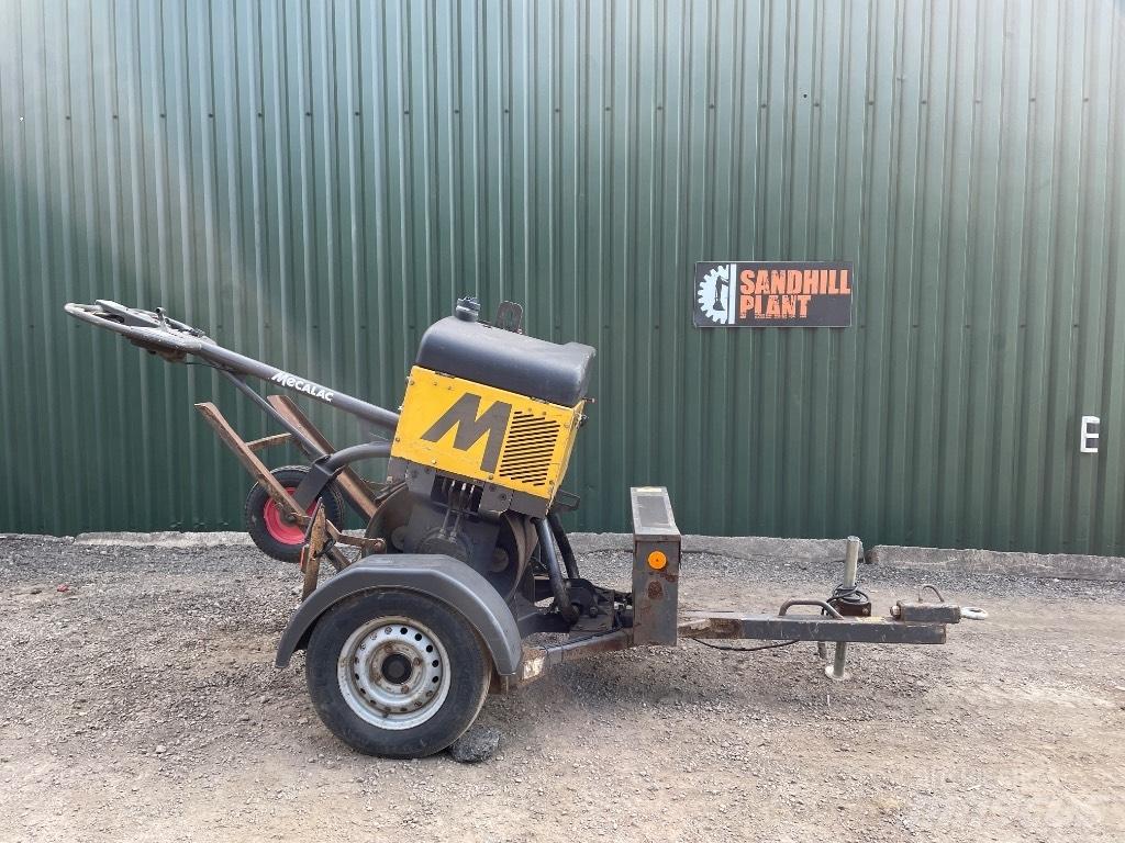 Mecalac MBR 71 Tek tamburlu silindirler