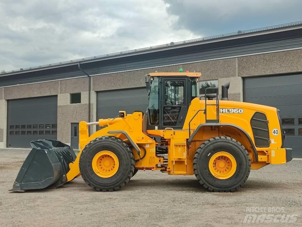 Hyundai HL 960 Tekerlekli yükleyiciler