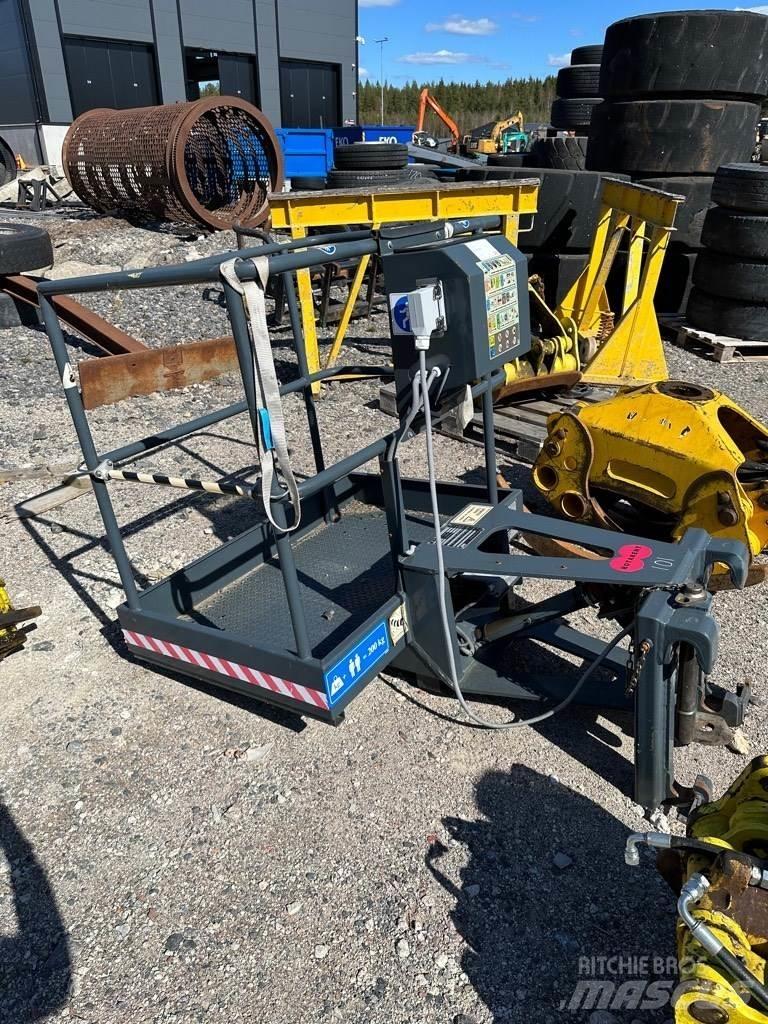 Merlo TF 38 Teleskopik yükleyiciler