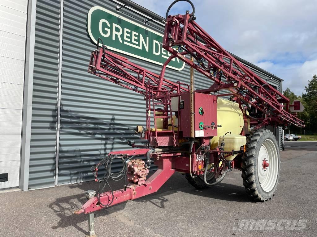 Hardi 2800LPY Çekilir pülverizatörler