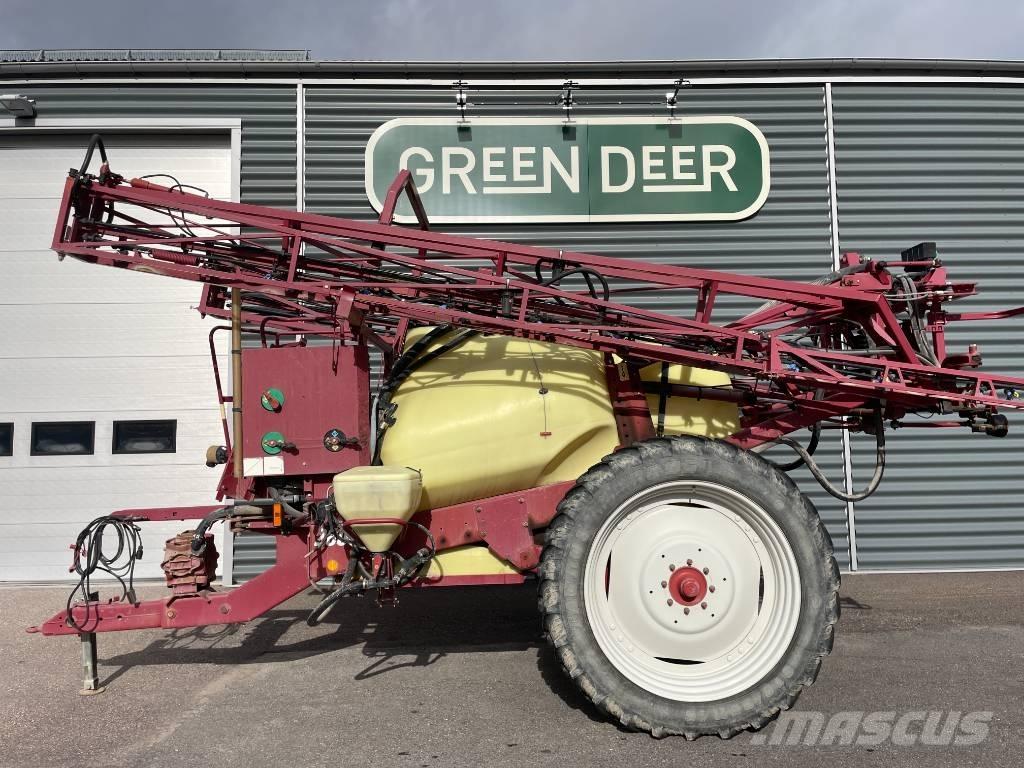 Hardi 2800LPY Çekilir pülverizatörler