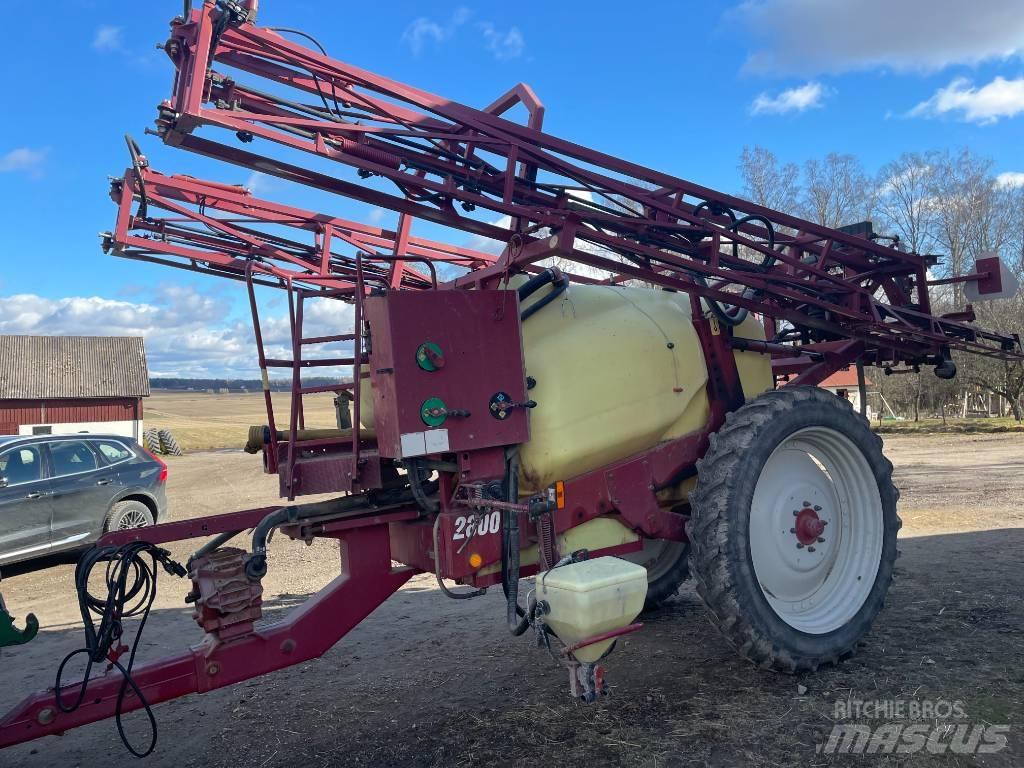Hardi 2800LPY Çekilir pülverizatörler