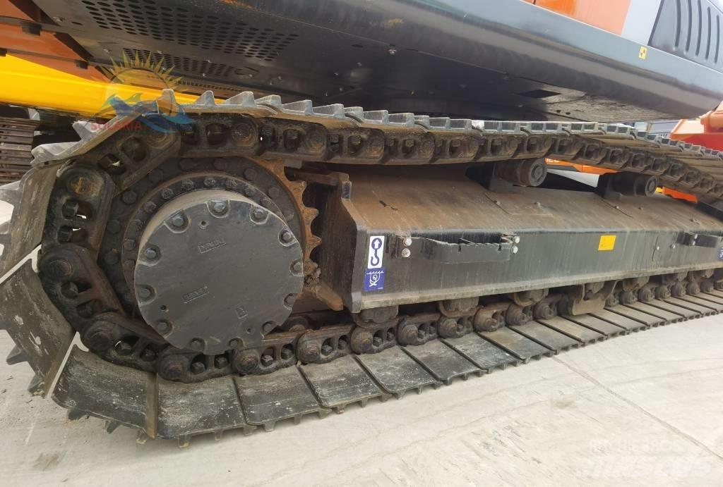 Hitachi ZX 200 Paletli ekskavatörler