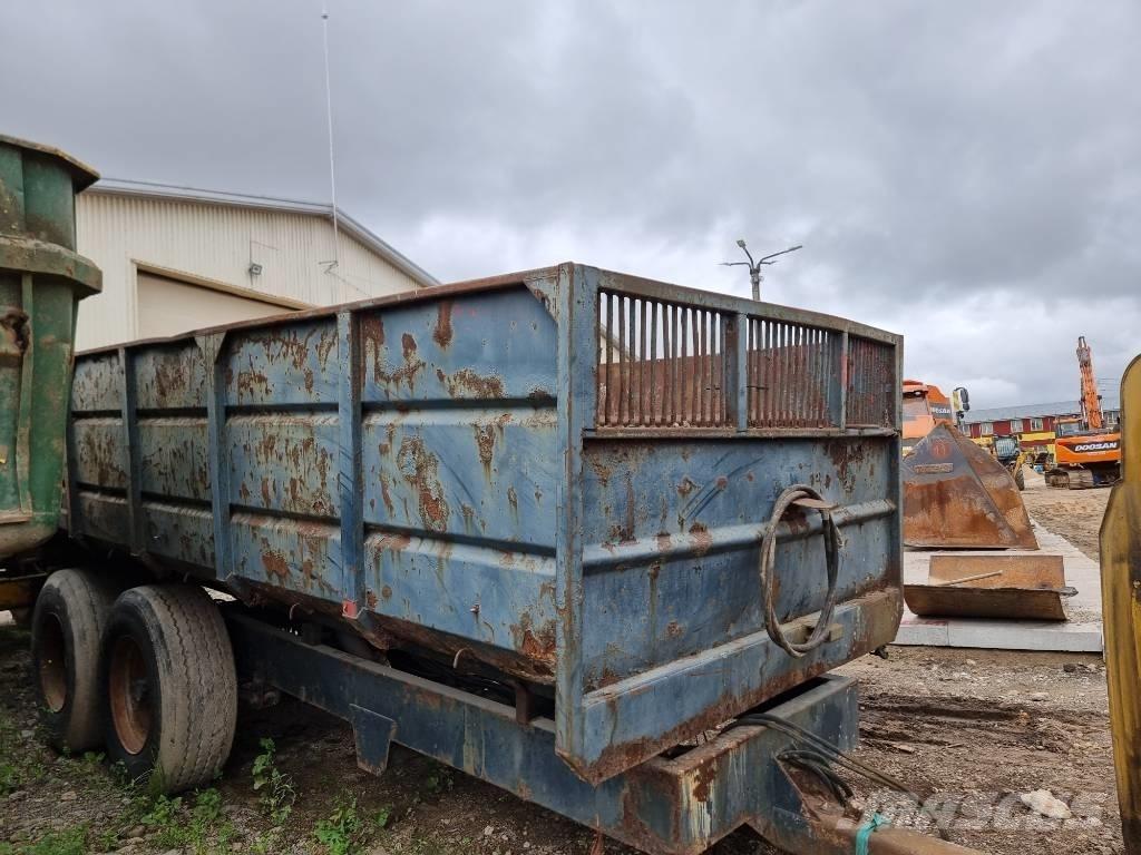 Montracon Trailer Silo tankeri