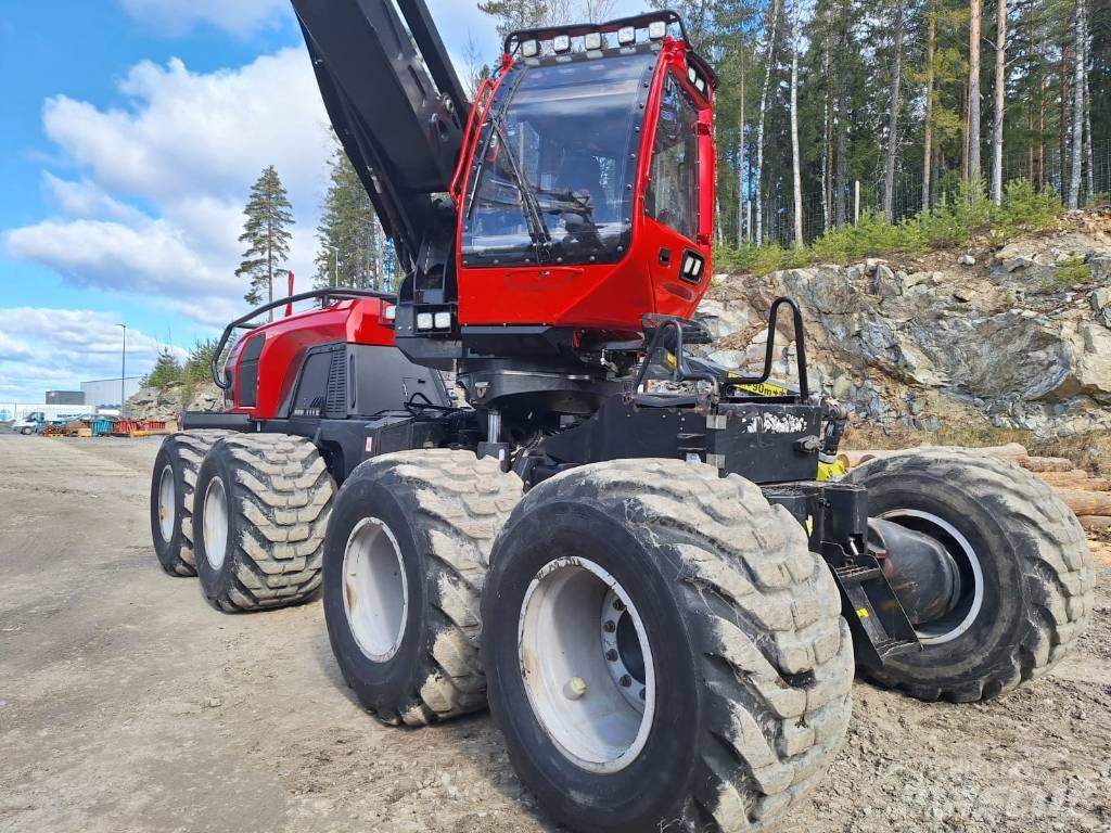Komatsu 931 XC Biçerdöverler