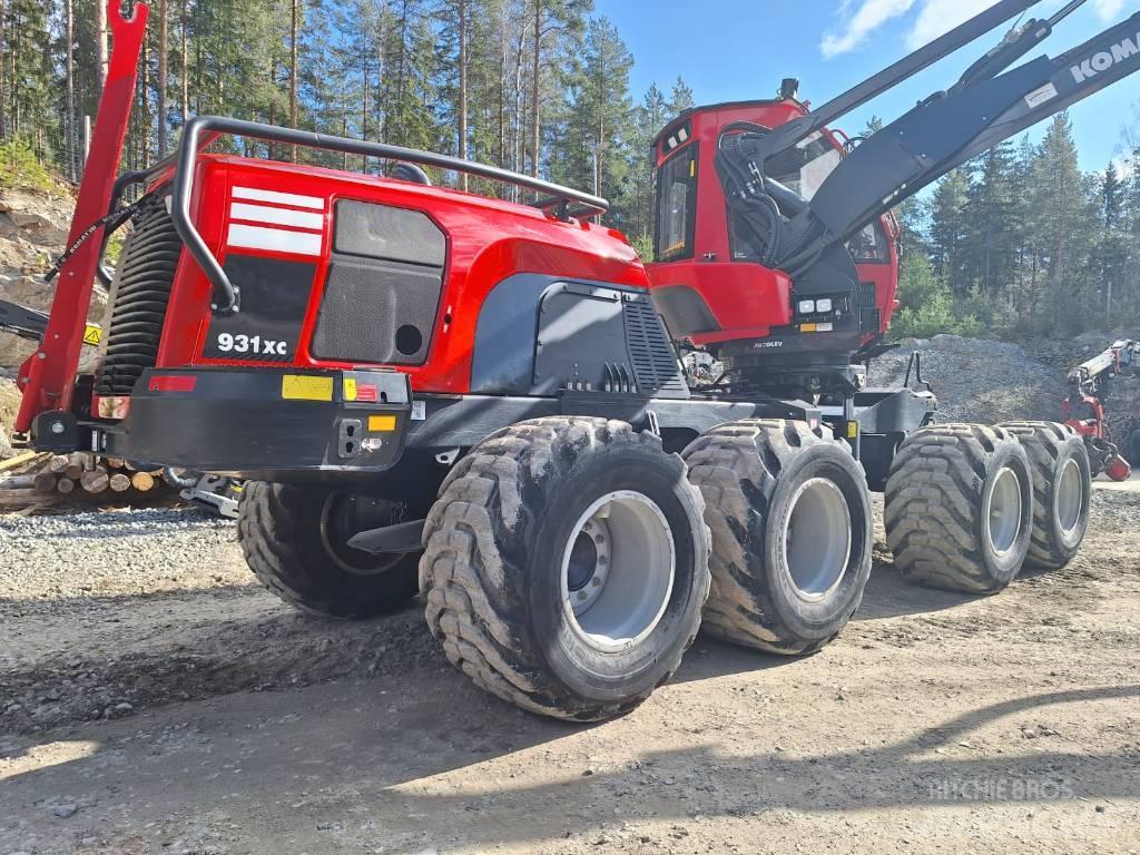 Komatsu 931 XC Biçerdöverler