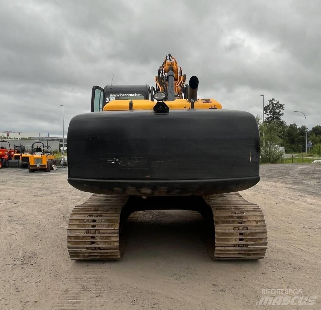 JCB JS 220 Paletli ekskavatörler