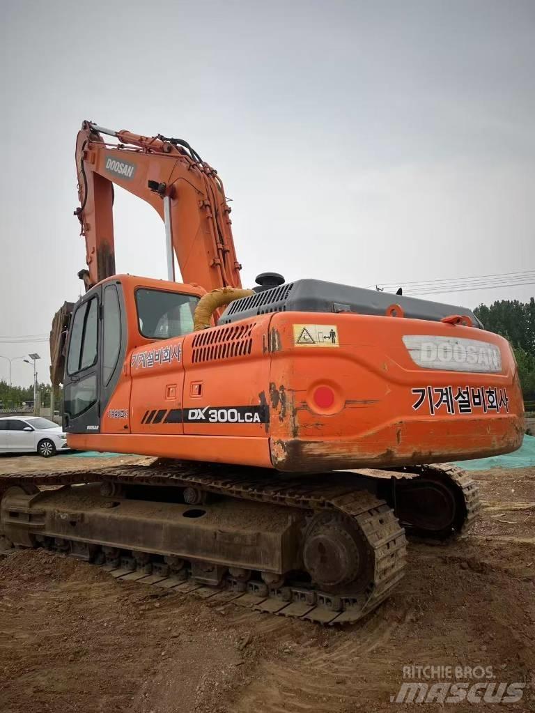 Doosan DX300LCA Paletli ekskavatörler