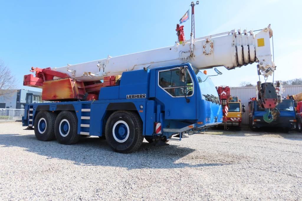 Liebherr LTM 1055-1 Yol-Arazi Tipi Vinçler (AT)