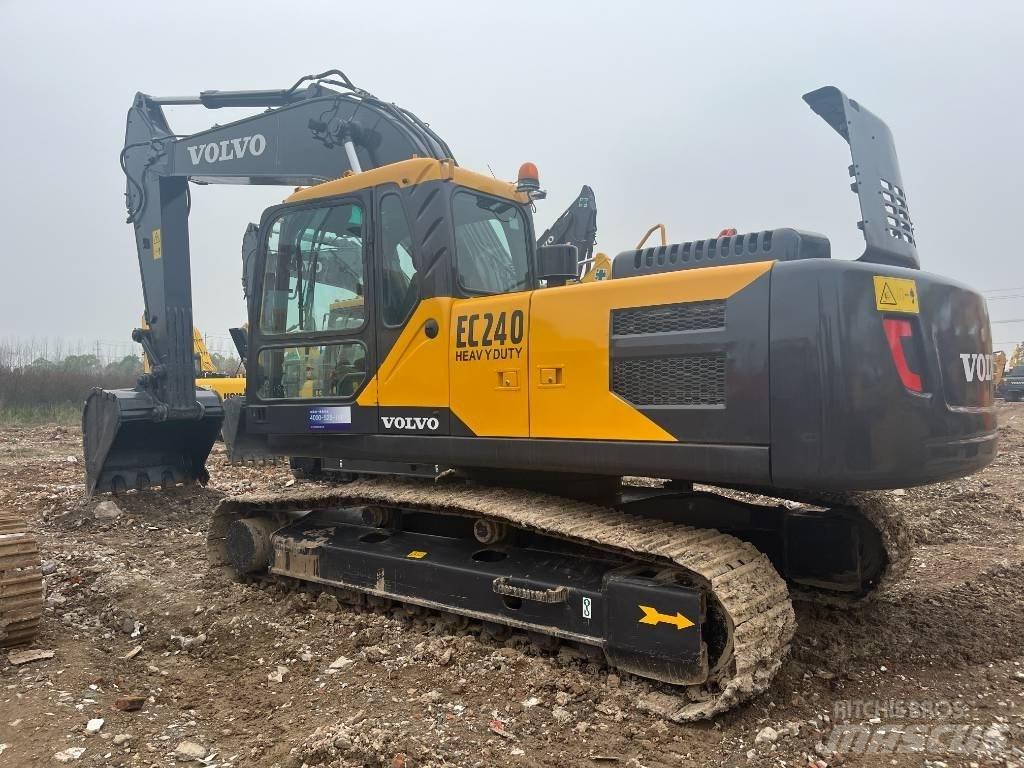 Volvo EC240BLC Paletli ekskavatörler