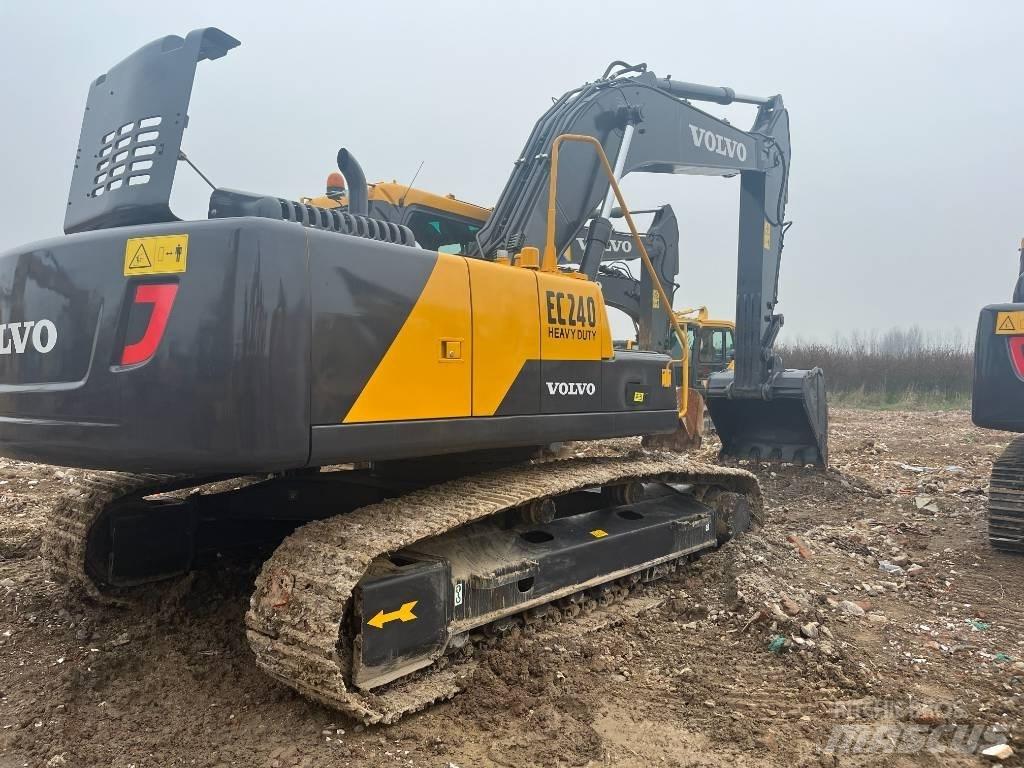 Volvo EC240BLC Paletli ekskavatörler
