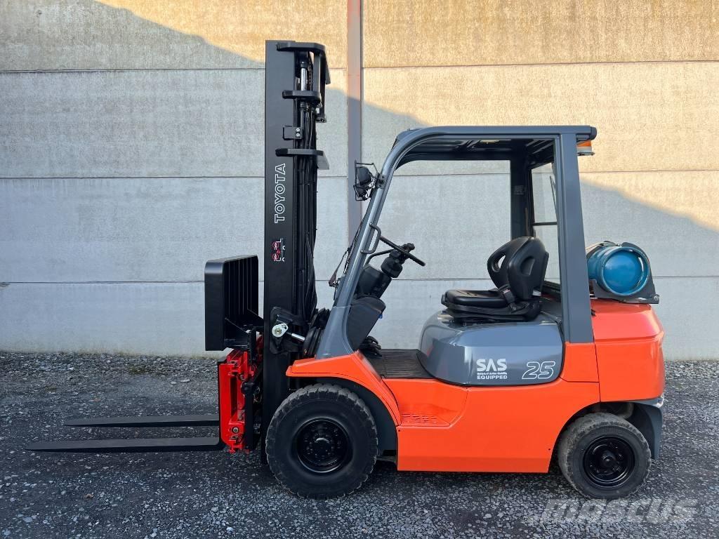 Toyota 42-7 FGF 25 LPG'li forkliftler