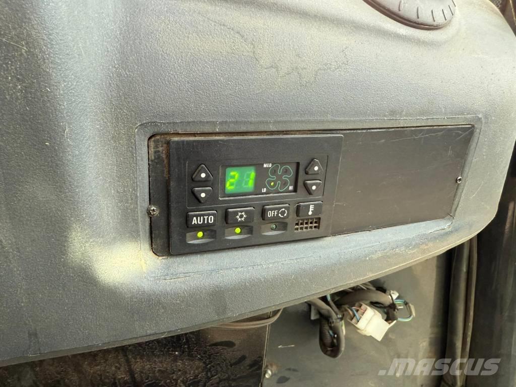 Komatsu WA100 M-7 Tekerlekli yükleyiciler