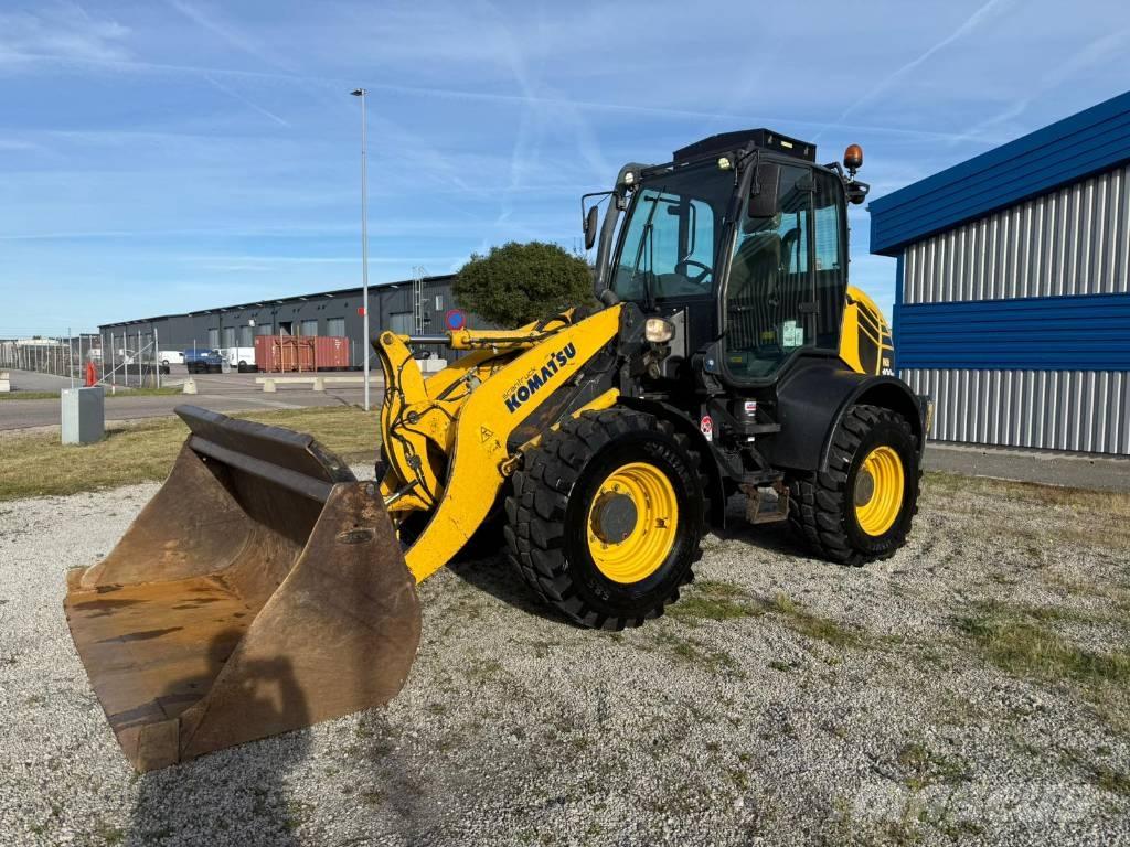 Komatsu WA100 M-7 Tekerlekli yükleyiciler