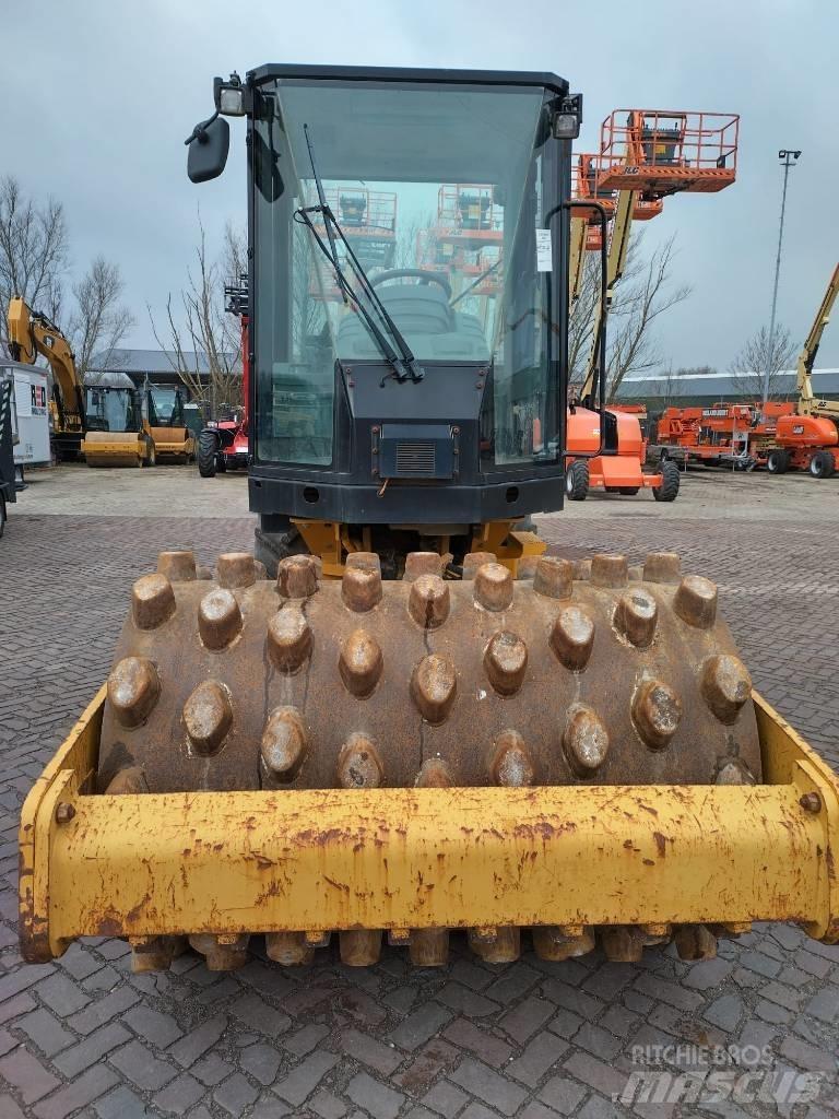 CAT CS CP44 Tek tamburlu silindirler