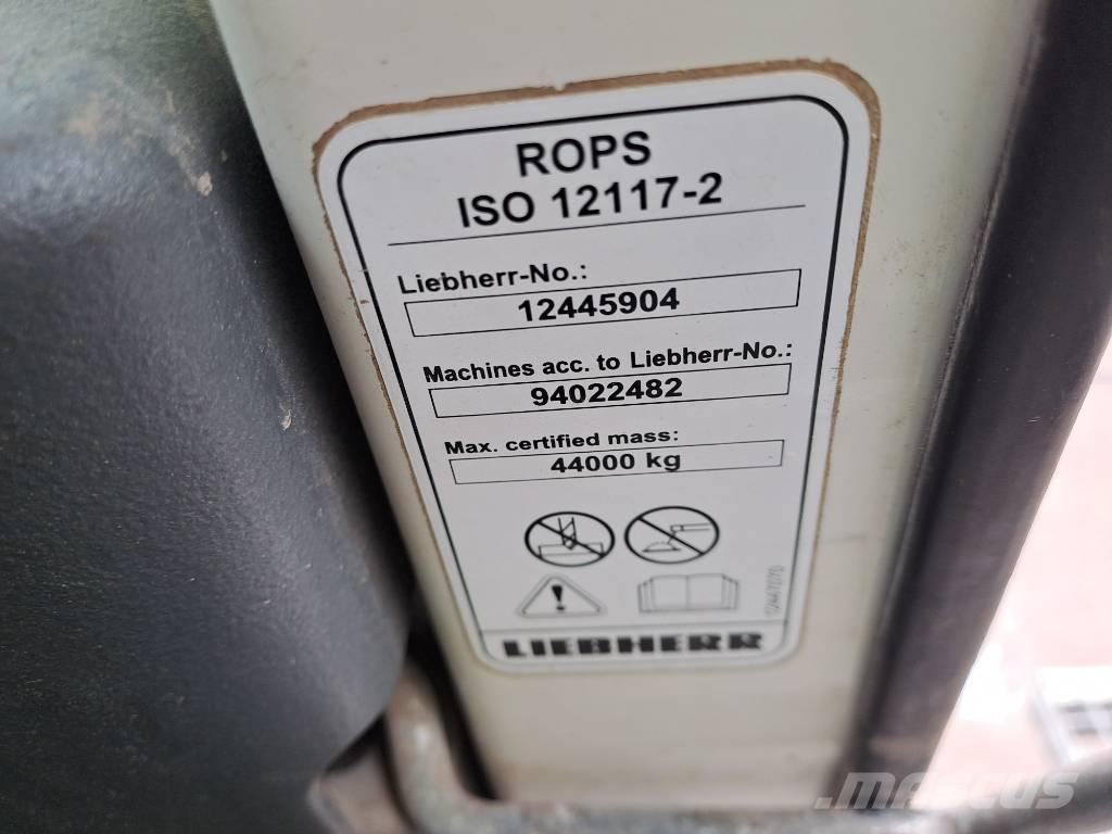 Liebherr R 946 Paletli ekskavatörler