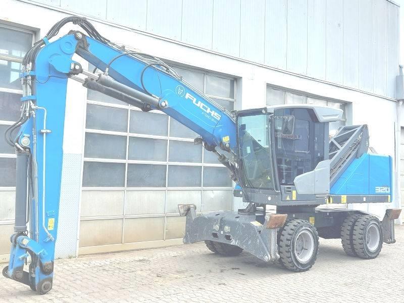 Fuchs MHL 320 F Atık taşıma araçları