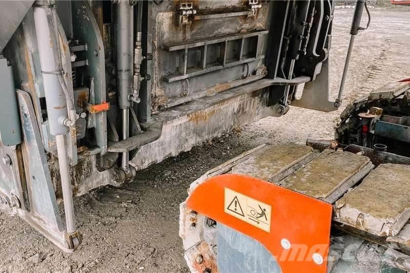 Wirtgen W220 Diger kamyonlar