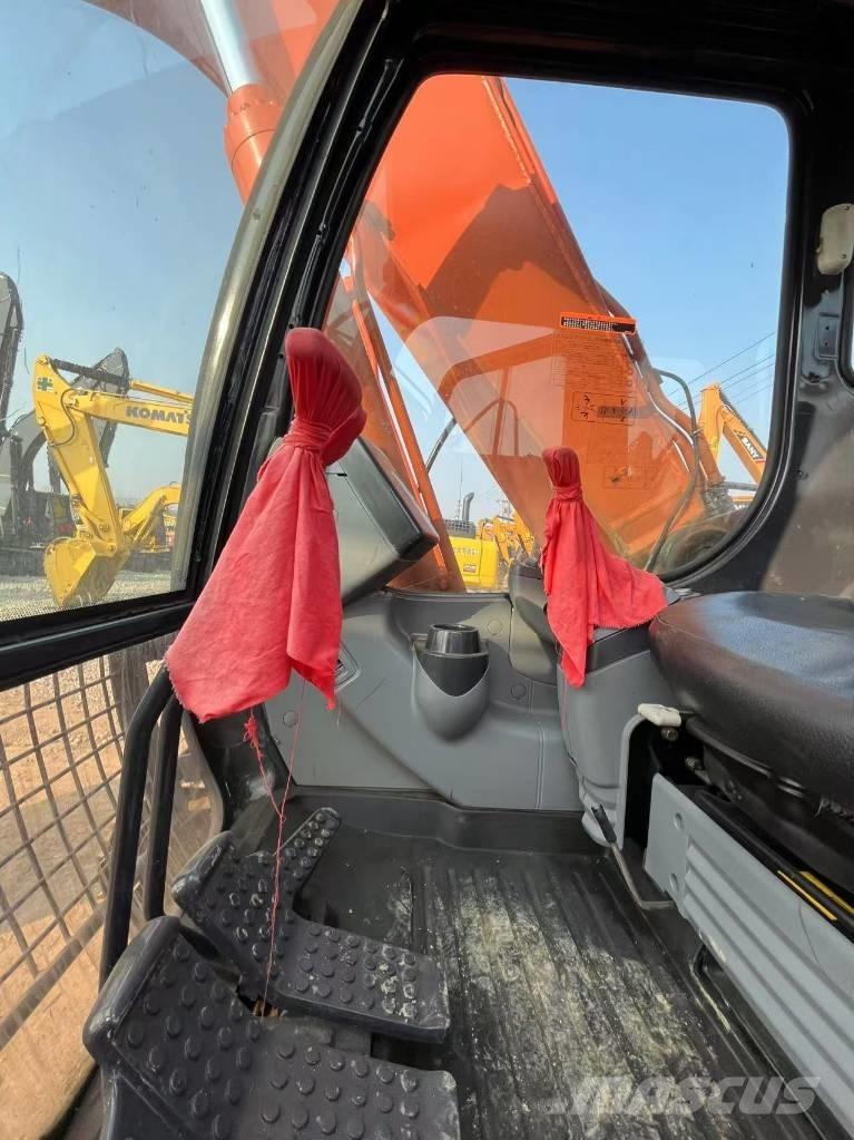 Hitachi ZX 160 Paletli ekskavatörler