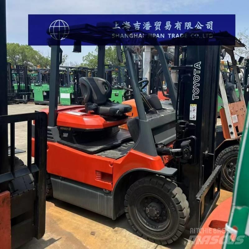 Toyota 7 FB 25 Elektrikli forkliftler