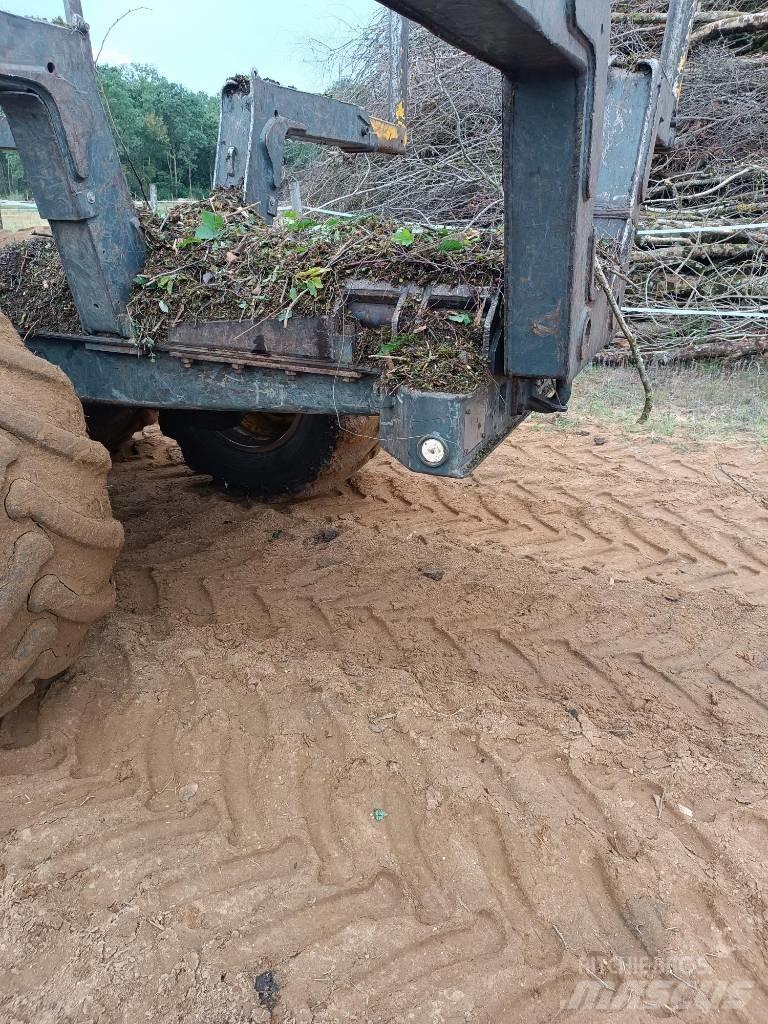 Eco Log  574 Tomruk yükleyici traktörler
