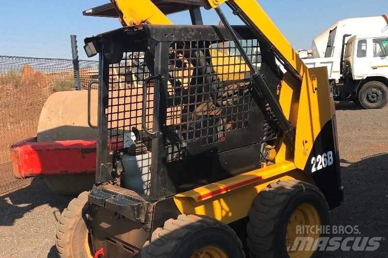 CAT 226B Diger kamyonlar
