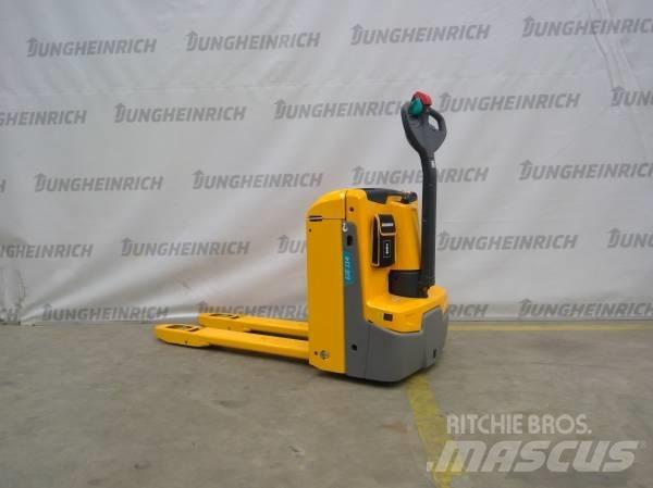Jungheinrich EJE 114 Düsük seviye kaldirici