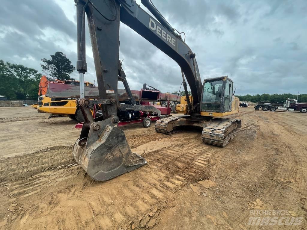 DEERE 250G LC Paletli ekskavatörler