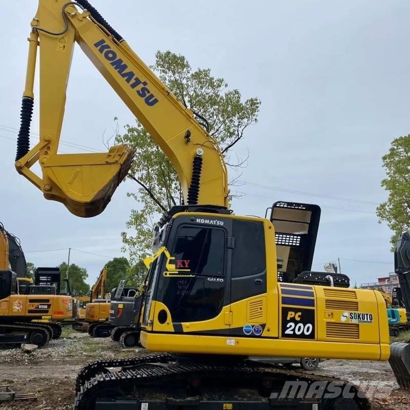 Komatsu PC 200 LC-8 Paletli ekskavatörler