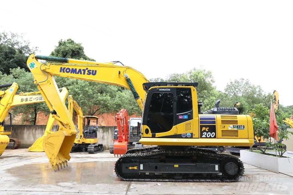 Komatsu PC 200-8 Mini ekskavatörler, 7 tona dek