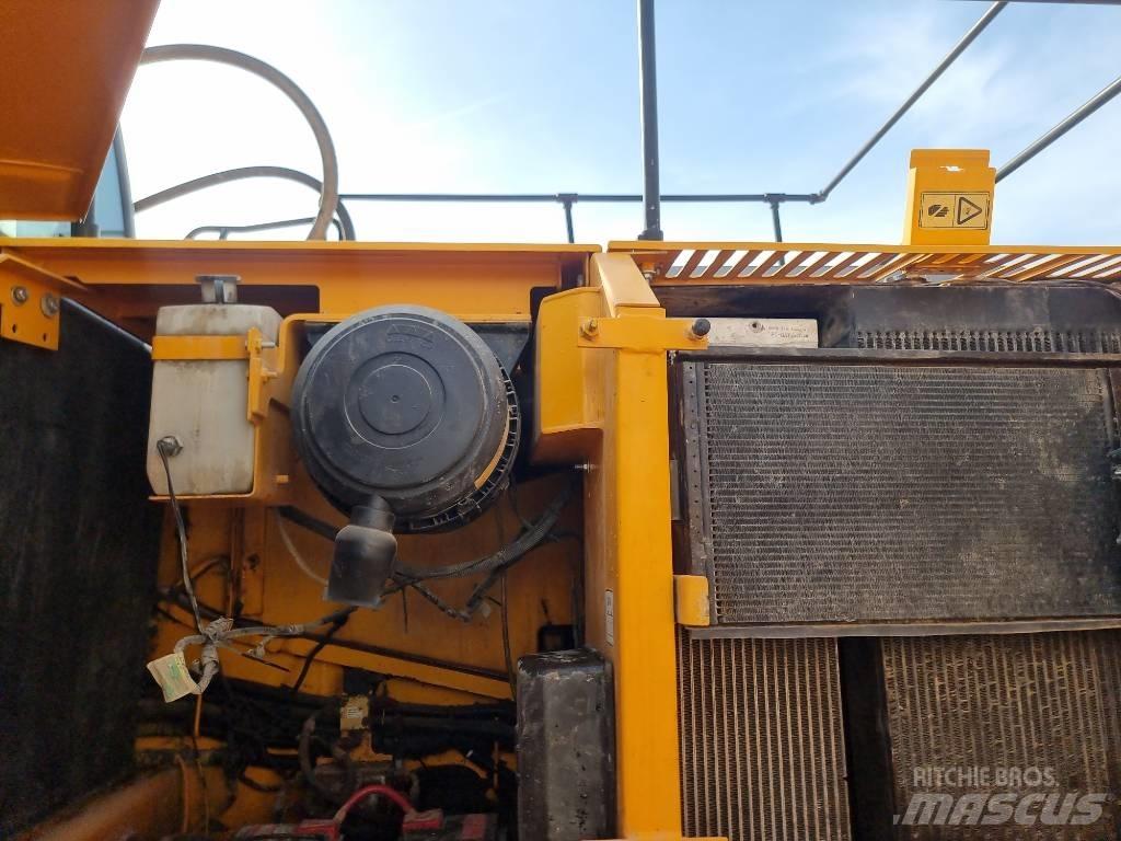 JCB JS 220 LC Paletli ekskavatörler